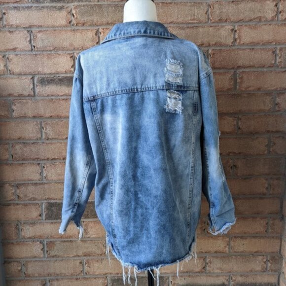 Distressed oversized denim jacket - Picture 4 of 6